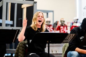 Elizabeth Teeter @ BroadwayWorld Elizabeth Teeter Photo