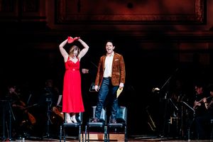 Elizabeth Stanley, Santino Fontana Photo