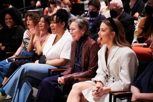 Julianne Hough, Julie White, Lilli Cooper, Anita Abdinezhad, Gisela Chipe and Jennifer Fouche @ BroadwayWorld Julianne Hough, Julie White, Lilli Cooper, Anita Abdinezhad, Gisela Chipe and Jennife Photo