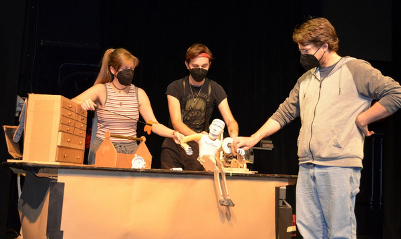 Photos: TESLA VS. EDISON Workshop Presented At The Center For Puppetry Arts  Image