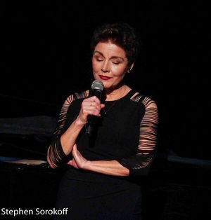 Christine Andreas Photo