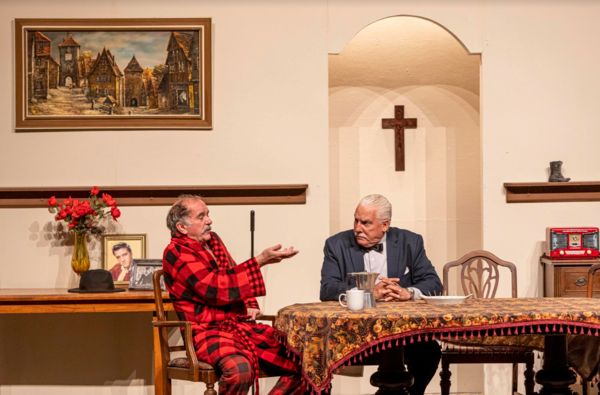 Vince (Noel O’Neill, left) and Tony (Kim Taylor) Photo