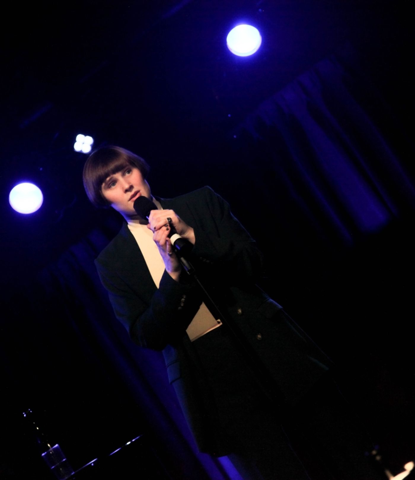 Review: Sally Shaw Is Unbelievable in BOTH SIDES NOW at The Green Room 42 Review: Sally Shaw Is Unbelievable in BOTH SIDES NOW at The Green Room 42 Image