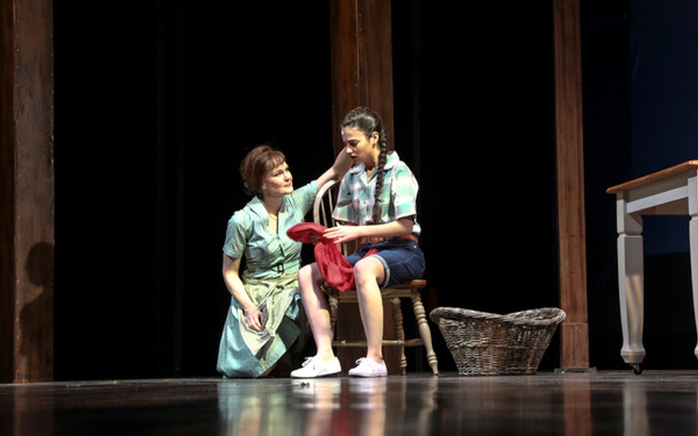 Photos: Kate Baldwin & Aaron Lazar Star in THE BRIDGES OF MADISON COUNTY Photos: Kate Baldwin & Aaron Lazar Star in THE BRIDGES OF MADISON COUNTY Image