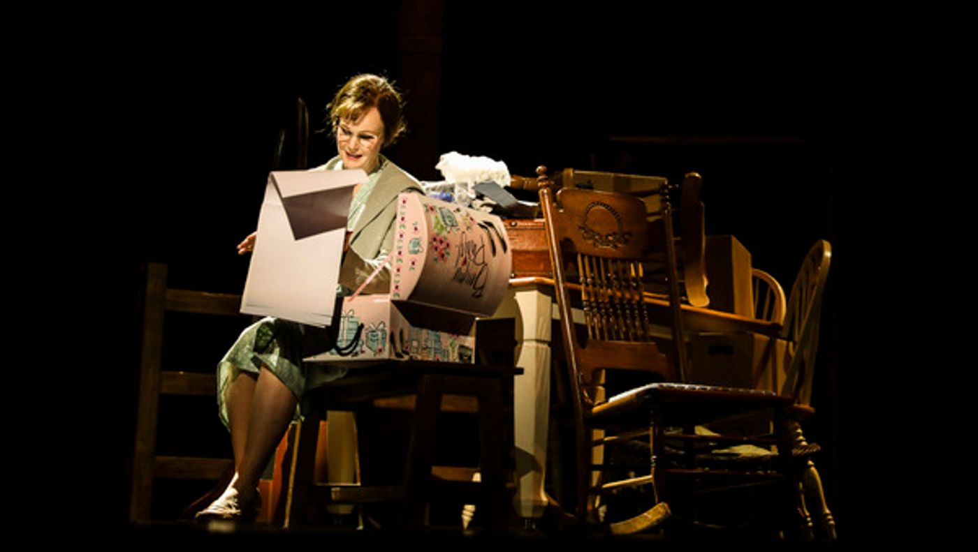 Photos: Kate Baldwin & Aaron Lazar Star in THE BRIDGES OF MADISON COUNTY Photos: Kate Baldwin & Aaron Lazar Star in THE BRIDGES OF MADISON COUNTY Image