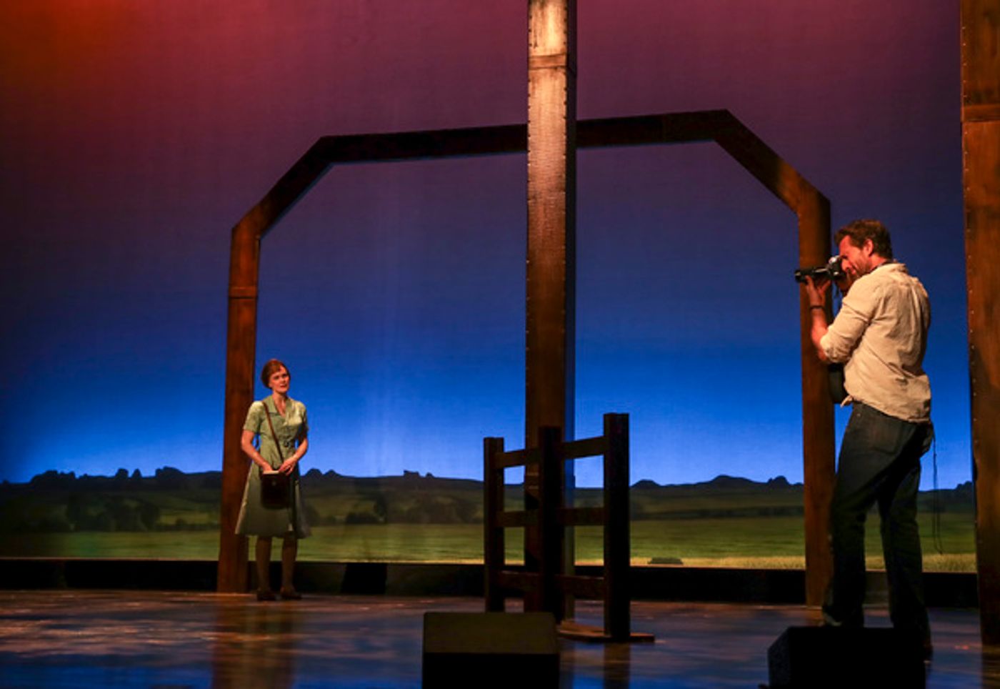Photos: Kate Baldwin & Aaron Lazar Star in THE BRIDGES OF MADISON COUNTY Photos: Kate Baldwin & Aaron Lazar Star in THE BRIDGES OF MADISON COUNTY Image