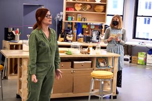 Debra Messing, Susannah Flood @ BroadwayWorld Debra Messing, Susannah Flood Photo