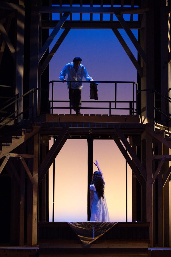 ROMEO AND JULIET at Houston Grand Opera Photo