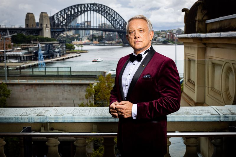 Photos: Meet the Cast of MOULIN ROUGE! THE MUSICAL In Sydney! — photo 6 of 20
