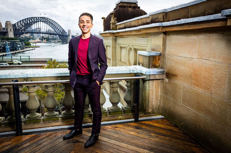 Photos: Meet the Cast of MOULIN ROUGE! THE MUSICAL In Sydney! — photo 4 of 20
