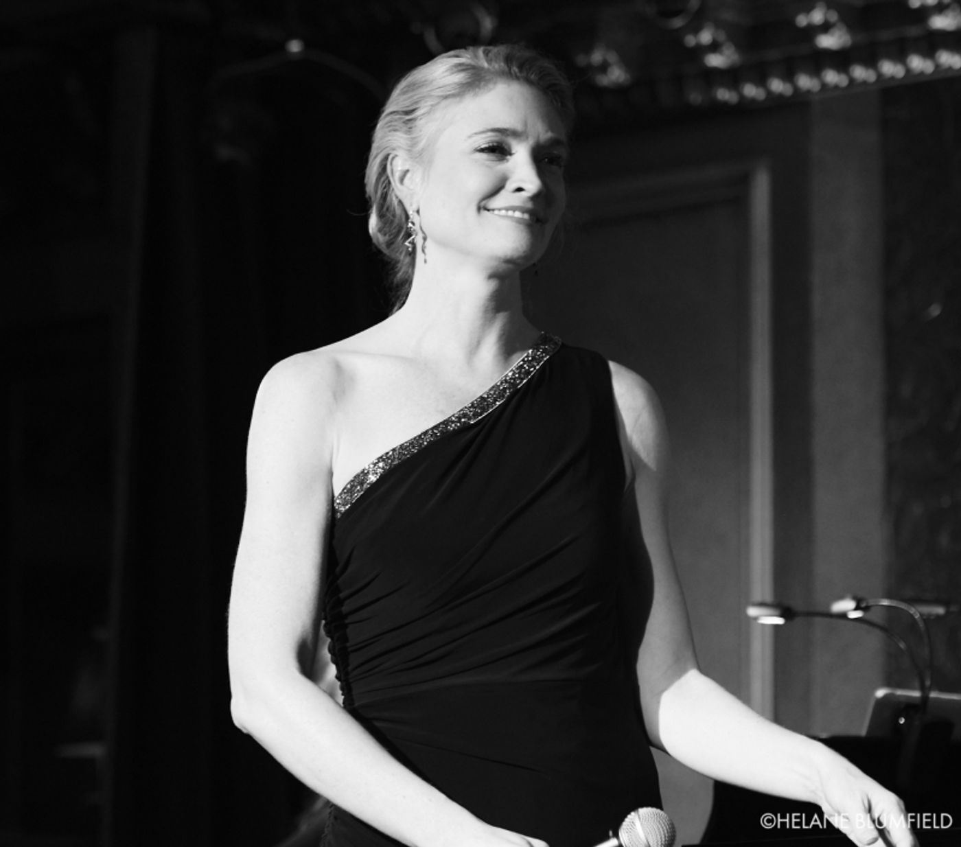 Photos: Shana Farr THE SONGBOOK OF JULIE ANDREWS at Feinstein's/54 Below by Helane Blumfield Photos: Shana Farr THE SONGBOOK OF JULIE ANDREWS at Feinstein's/54 Below by Helane Blumfield Image