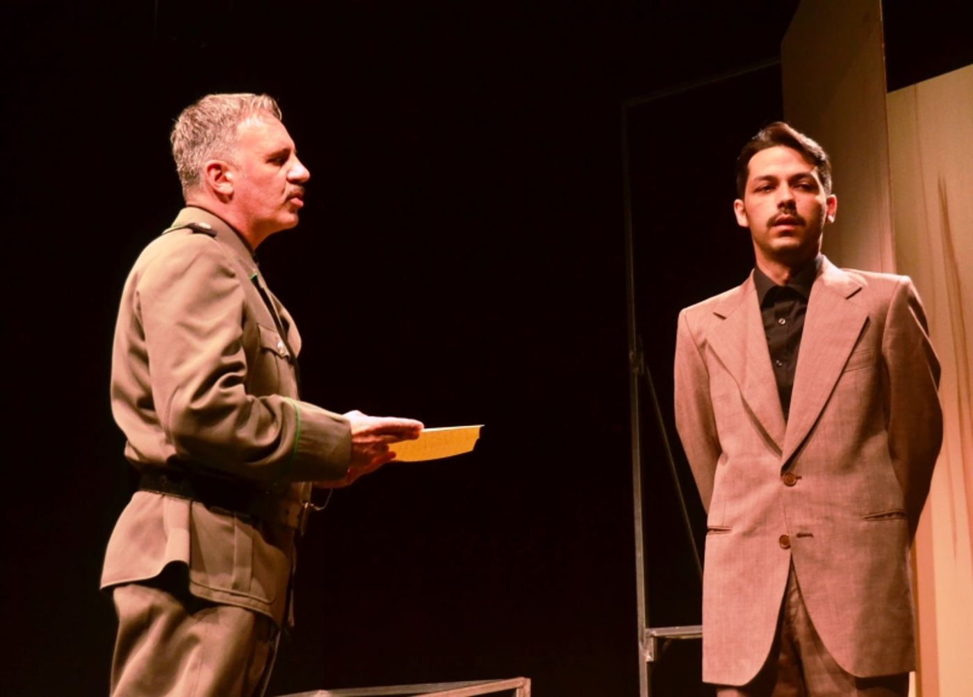 Review: L'ISOLA DEGLI INVERTITI al OFF / OFF THEATRE Review: L'ISOLA DEGLI INVERTITI al OFF / OFF THEATRE Image