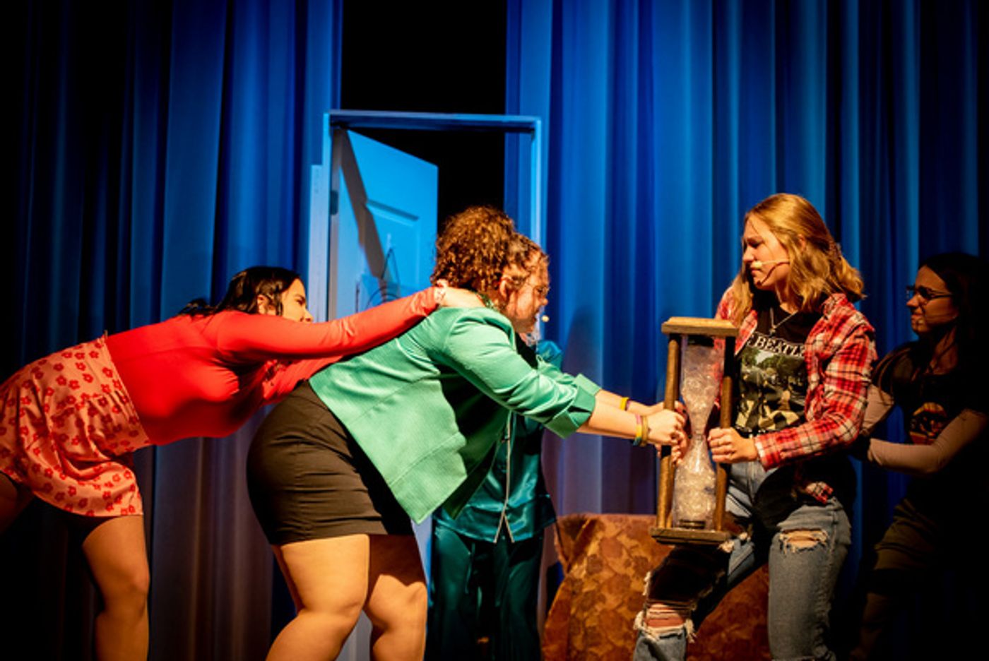 Photos: First Look At Liberty Union Musical Theater's FREAKY FRIDAY THE MUSICAL Photos: First Look At Liberty Union Musical Theater's FREAKY FRIDAY THE MUSICAL Image