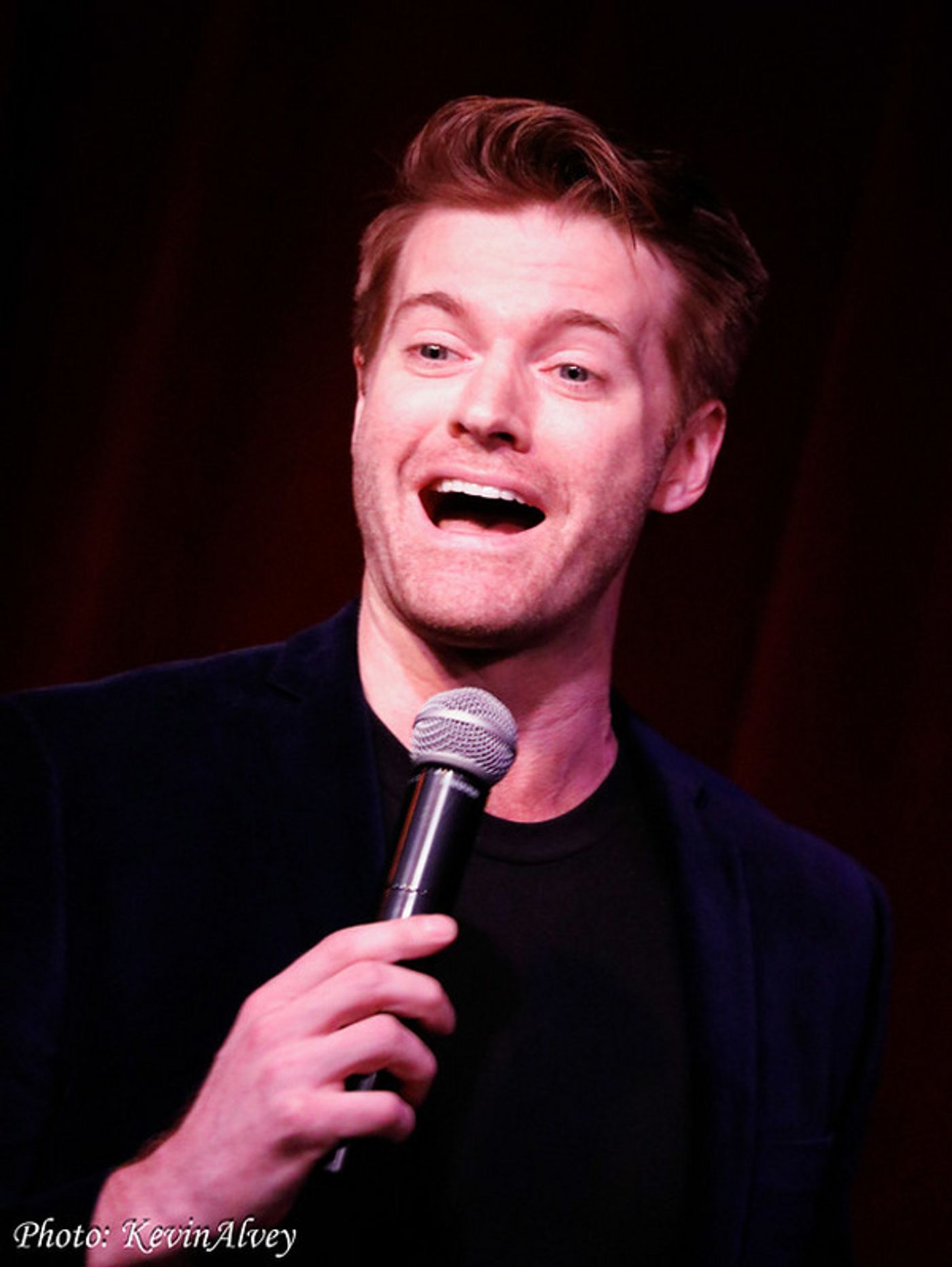 Photos: Mark MacKillop Brings DUETS To Birdland  Image