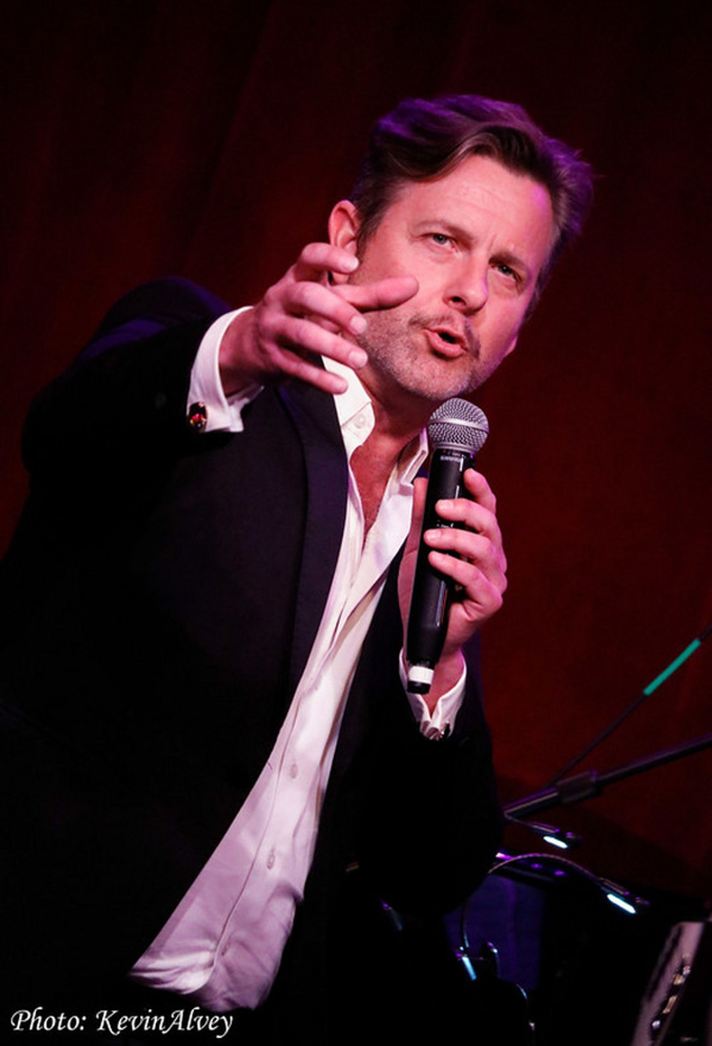 Photos: Mark MacKillop Brings DUETS To Birdland  Image