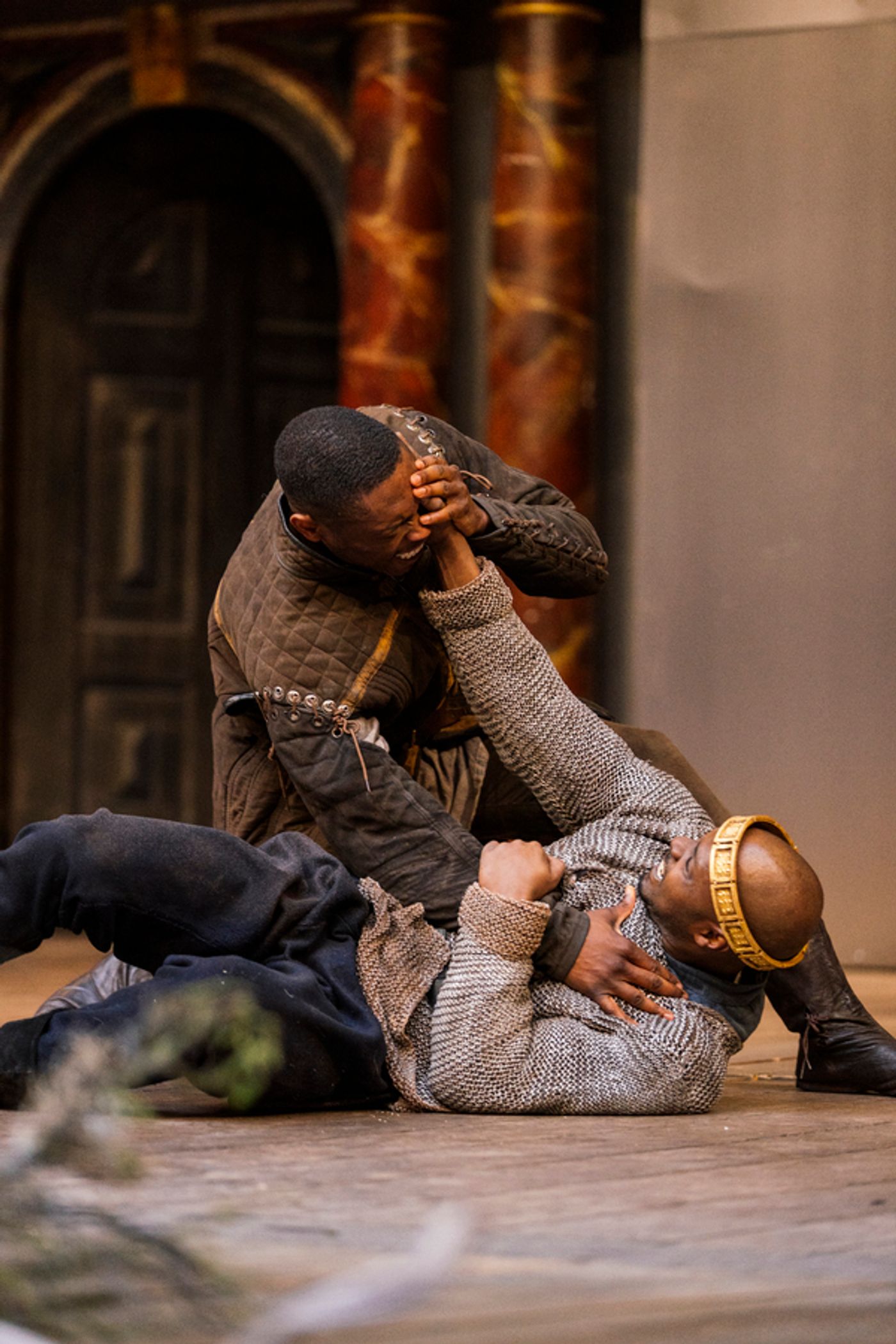 Photos: First Look at MACBETH at Shakespeare's Globe  Image