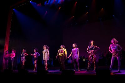 Alexandra Grey, Ledisi, Ensemble Photo