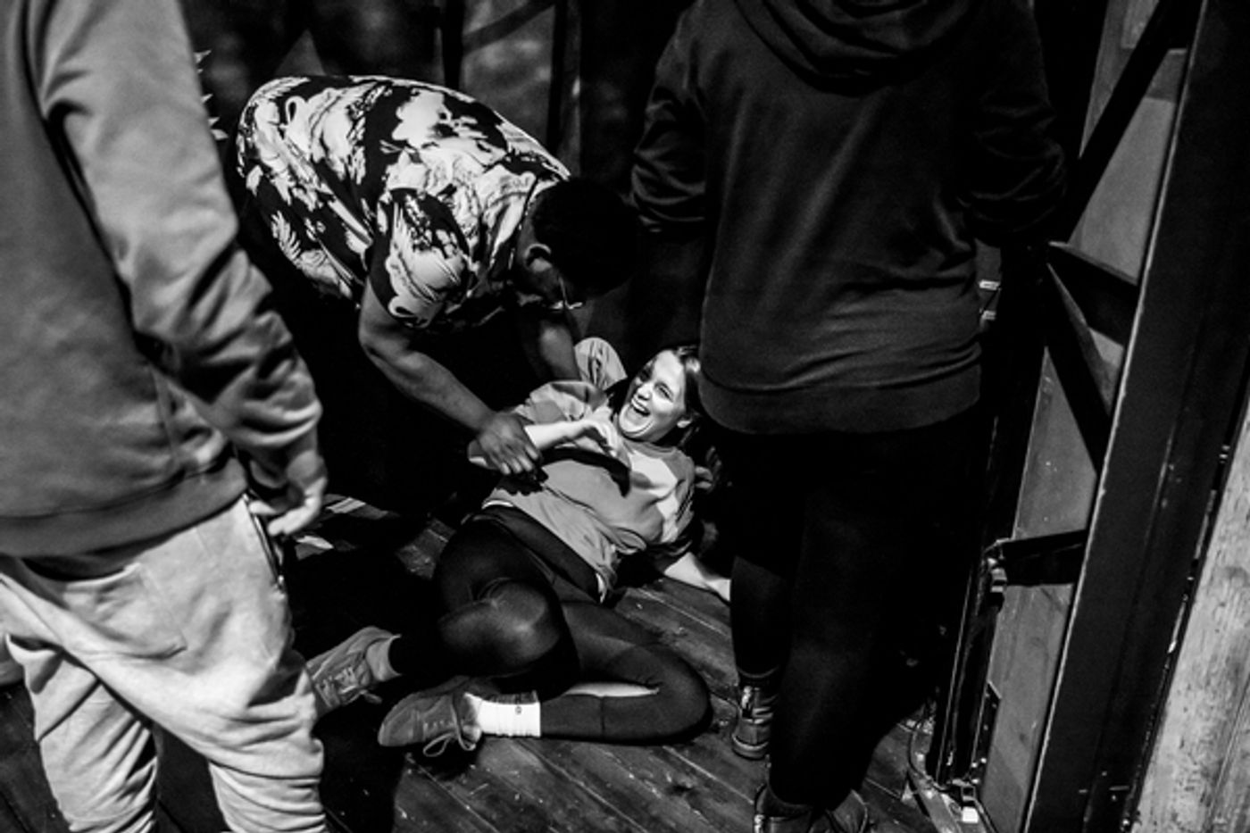 Photos: Go Inside Stunt Rehearsals for THE PLAY THAT GOES WRONG  Image