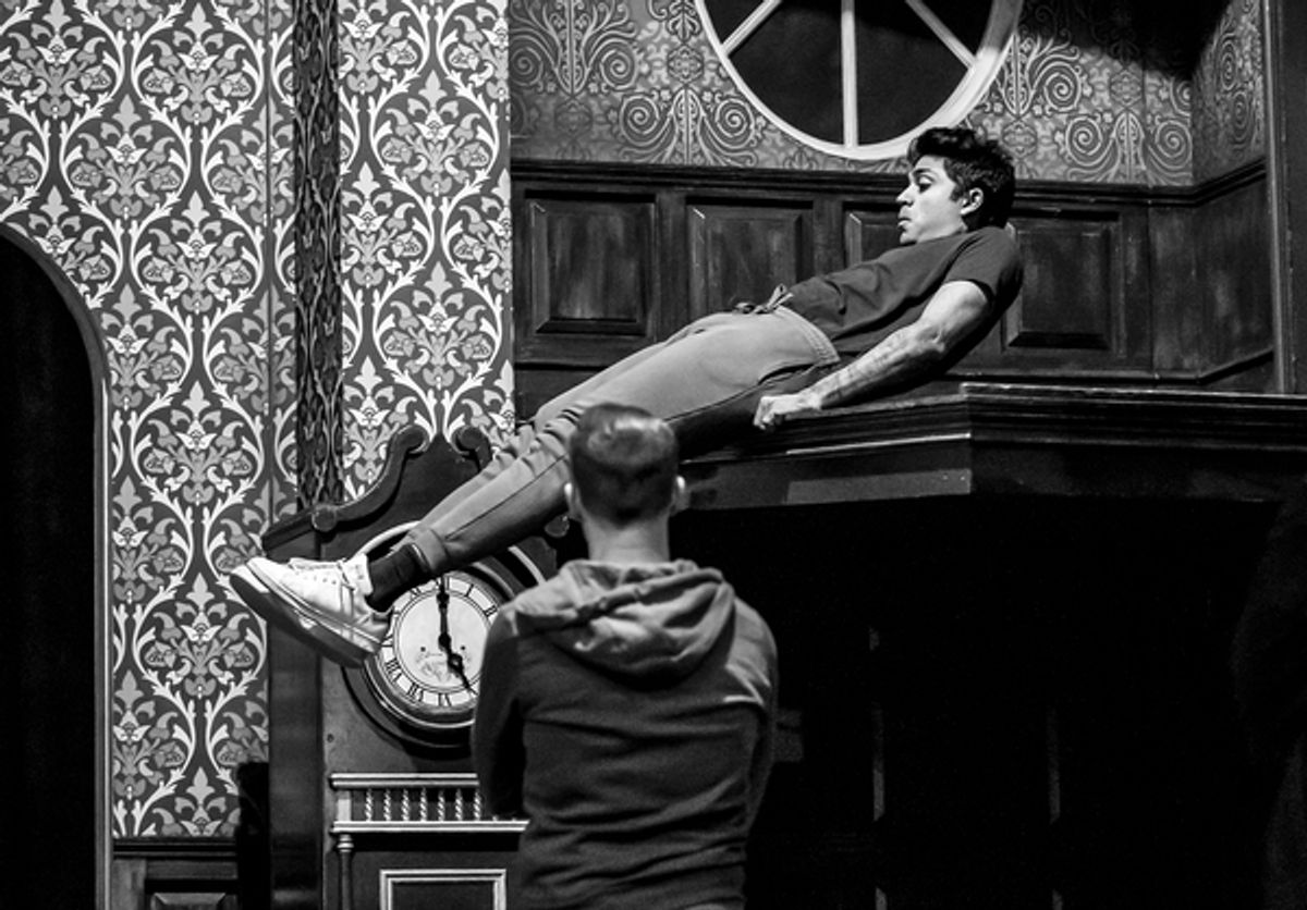 The Play That Goes Wrong Cast at Photos: Go Inside Stunt Rehearsals for THE PLAY THAT GOES WRONG