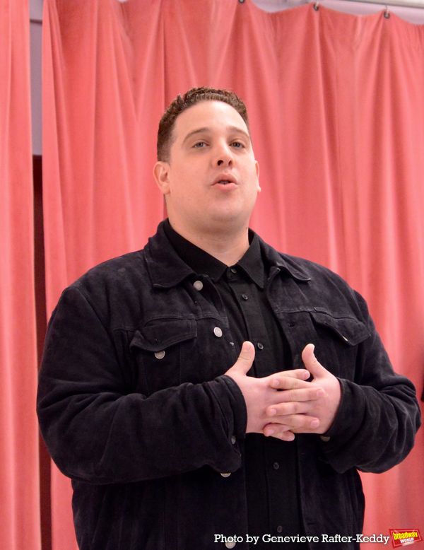 Photos: The Cast of AMERICANO! Meets The Press  Image