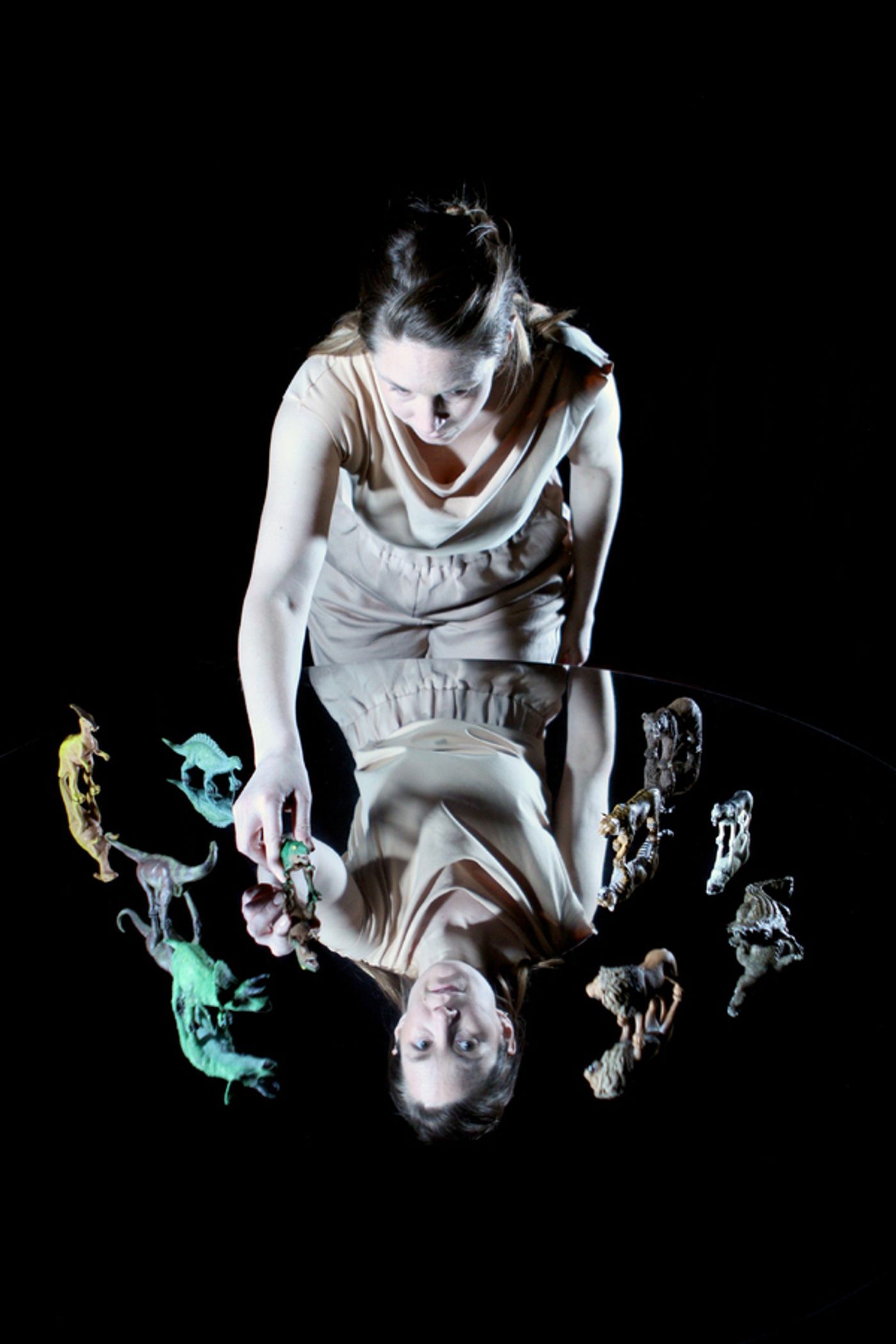 Photos: First Look at Oddly Moving's All-Female Version of ATLAS  Image