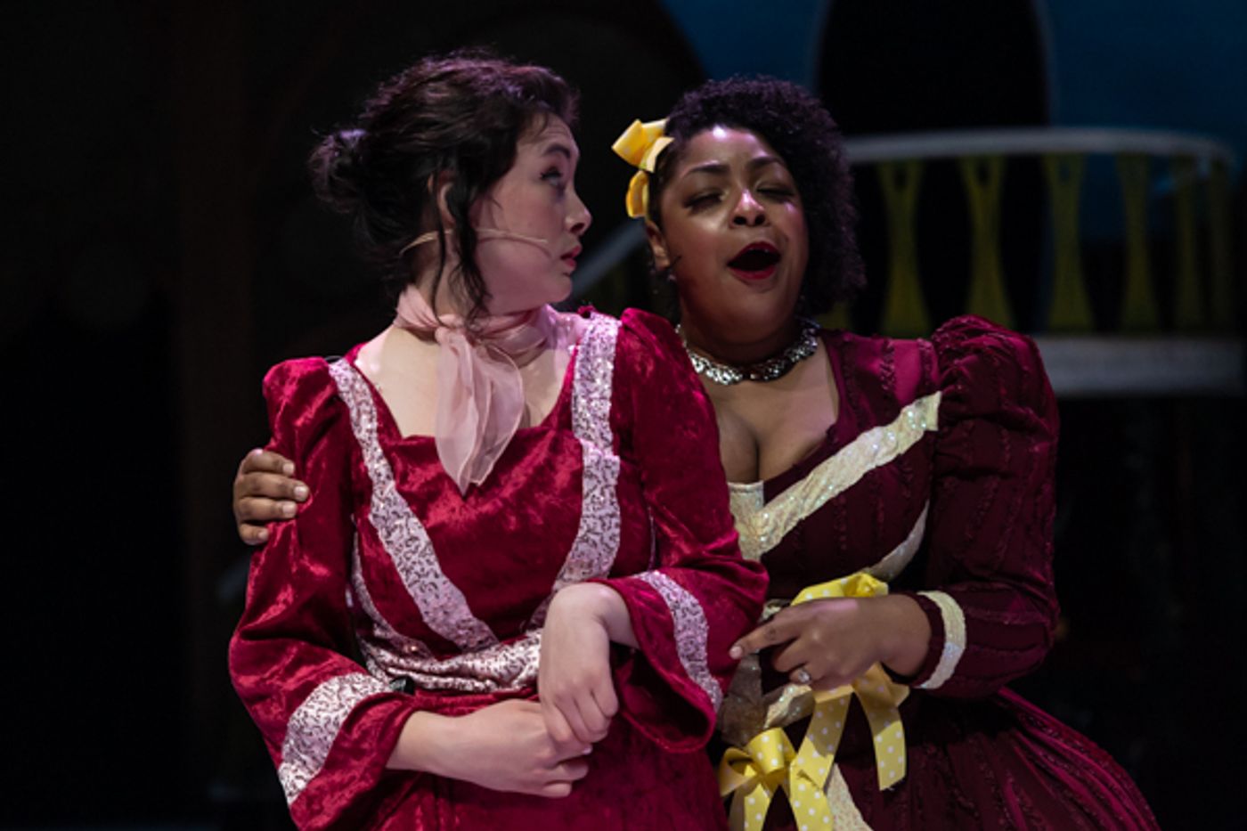 Photos: First look at CATCO's HEAD OVER HEELS  Image