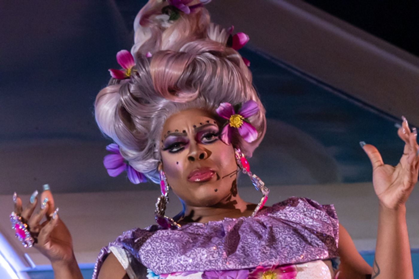 Photos: First look at CATCO's HEAD OVER HEELS  Image