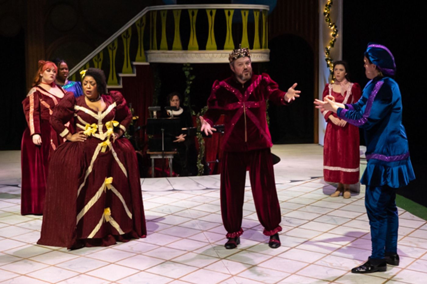 Photos: First look at CATCO's HEAD OVER HEELS  Image