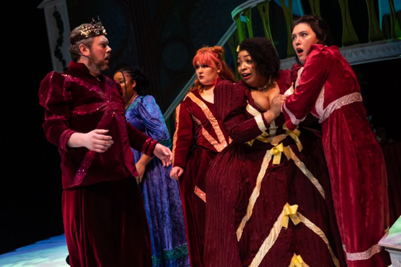 Photos: First look at CATCO's HEAD OVER HEELS  Image