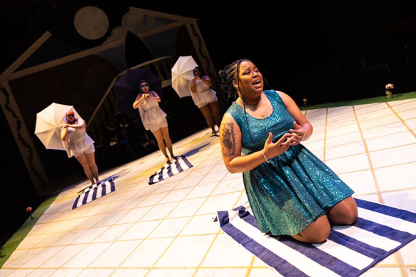 Photos: First look at CATCO's HEAD OVER HEELS  Image