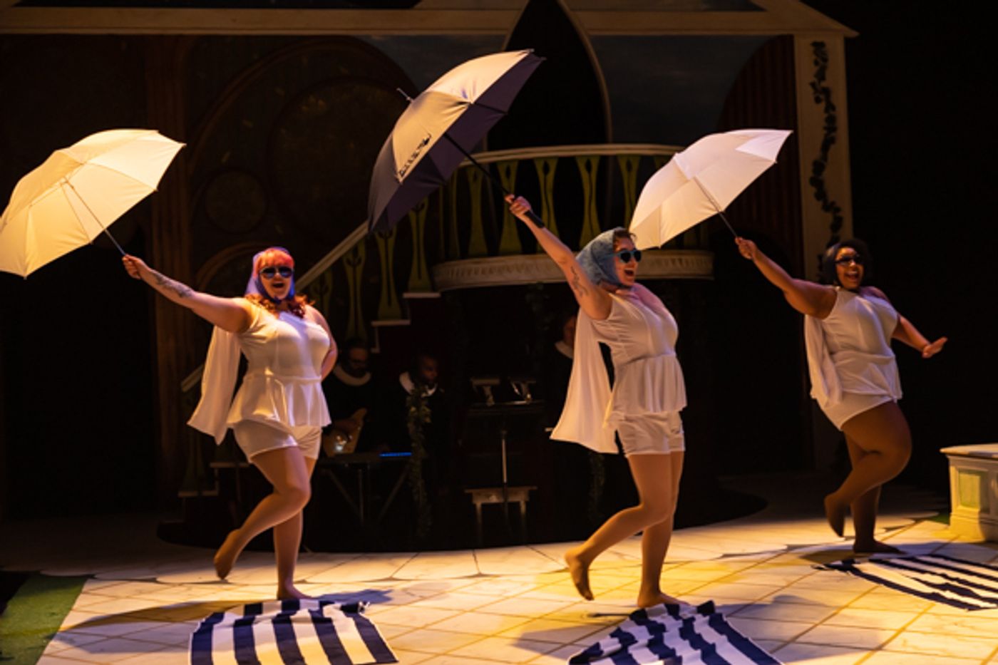 Photos: First look at CATCO's HEAD OVER HEELS  Image