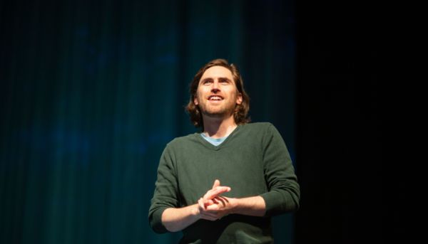 Fountainhead (Ben Euphrat*) turns to an online community to help him recover from add Photo