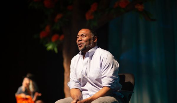 Chutes&Ladders (Dorian Lockett*, right) connects across cyberspace with Orangutan (Sa Photo