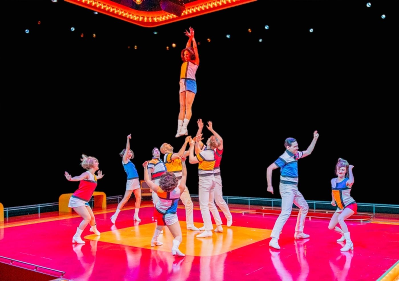 Review: CATCH ME IF YOU CAN at Arena Stage  Image