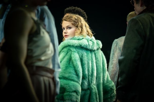 Photos: First Look at Fra Fee, Amy Lennox, and More in CABARET  Image