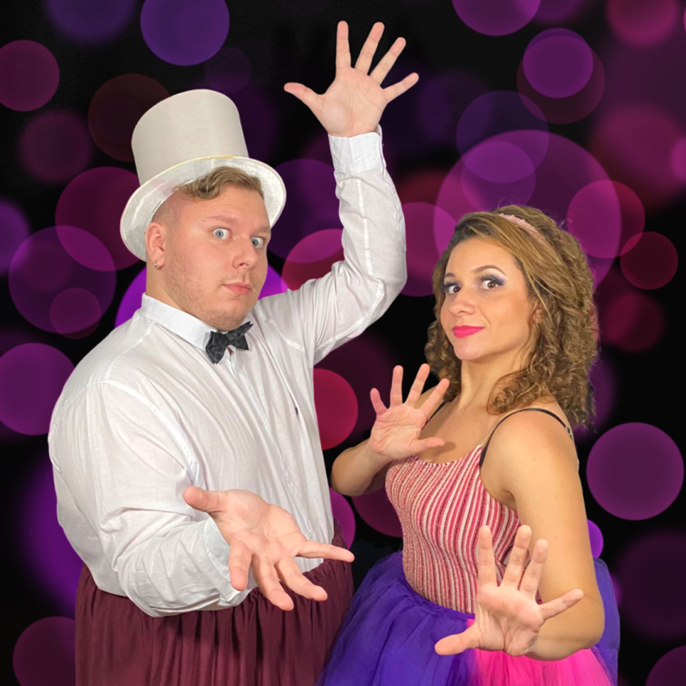 Using Britney Spears's Songs NOITES DE VERAO – O MUSICAL Gives a Contemporary and Gay Reinterpretation to Shakespeare's 'A Midsummer Night's Dream'  Image