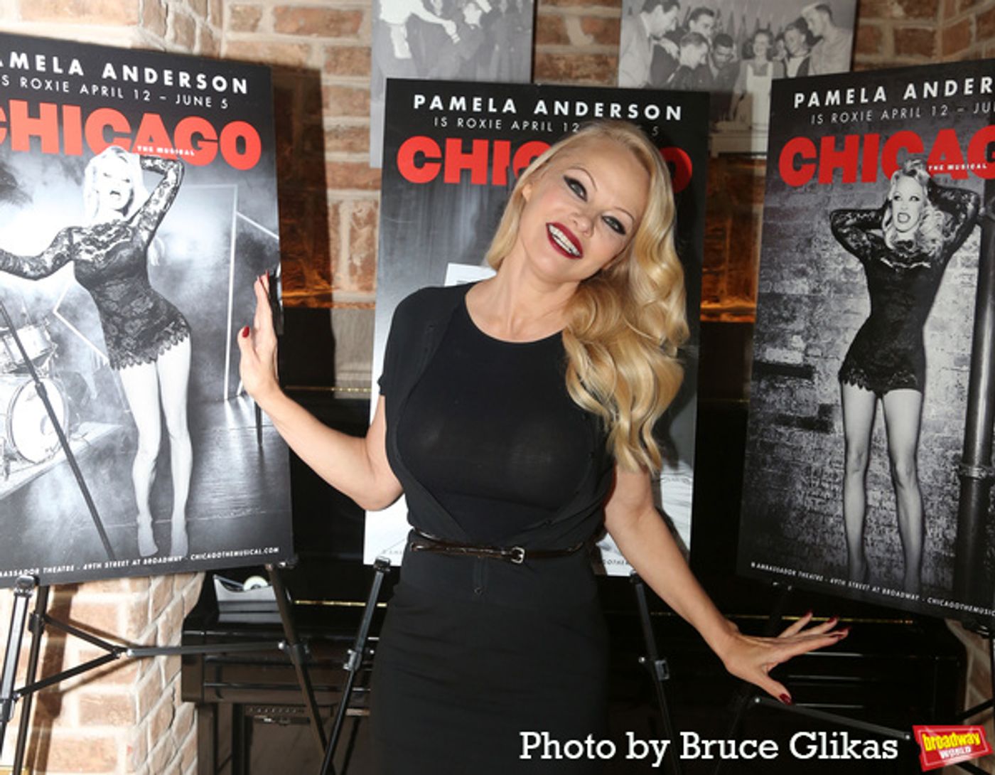 Photos: Meet CHICAGO's New Roxie Hart, Pamela Anderson  Image