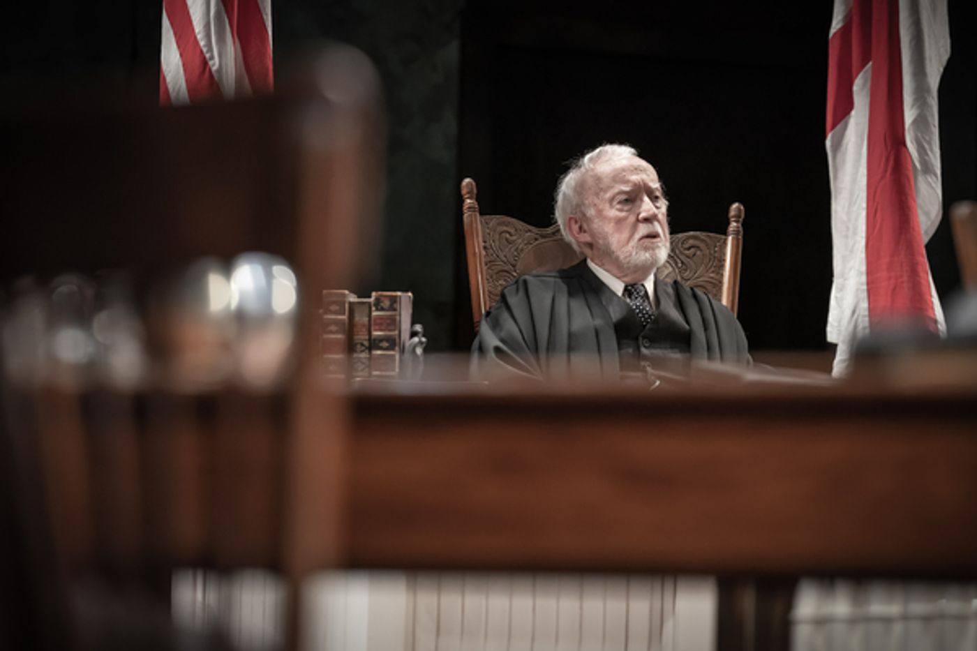 Photos: First Look at TO KILL A MOCKINGBIRD at London's Gielgud Theatre  Image