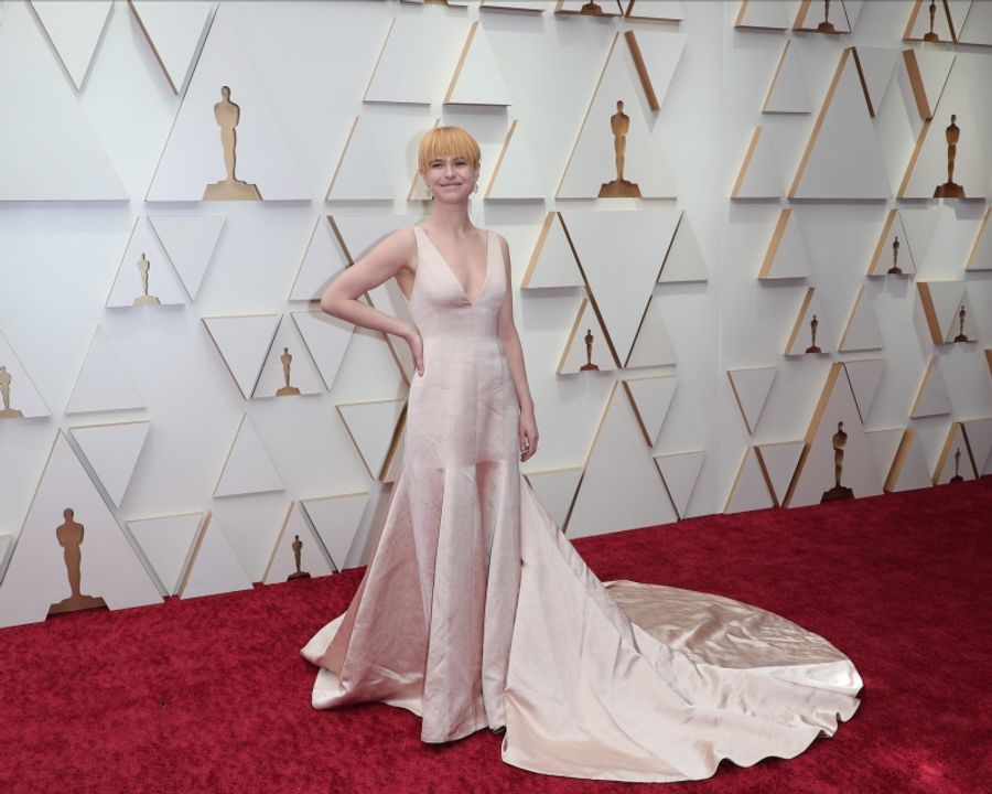 Photos: Ariana DeBose, Rita Moreno & More on the Red Carpet at the Oscars Image