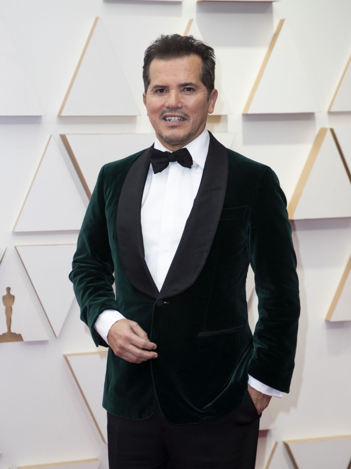 Photos: Ariana DeBose, Rita Moreno & More on the Red Carpet at the Oscars  Image