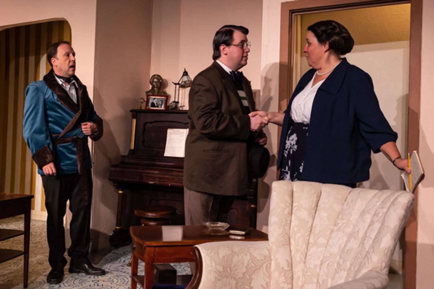 Photos: First look at Curtain Players' PRESENT LAUGHTER Photos: First look at Curtain Players' PRESENT LAUGHTER Image