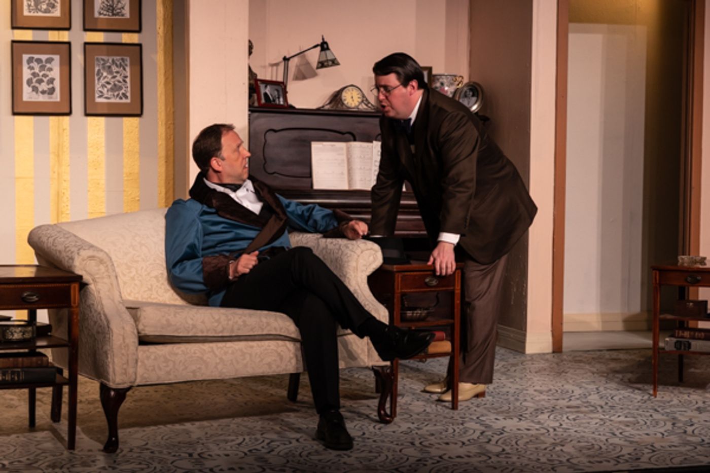 Photos: First look at Curtain Players' PRESENT LAUGHTER Photos: First look at Curtain Players' PRESENT LAUGHTER Image