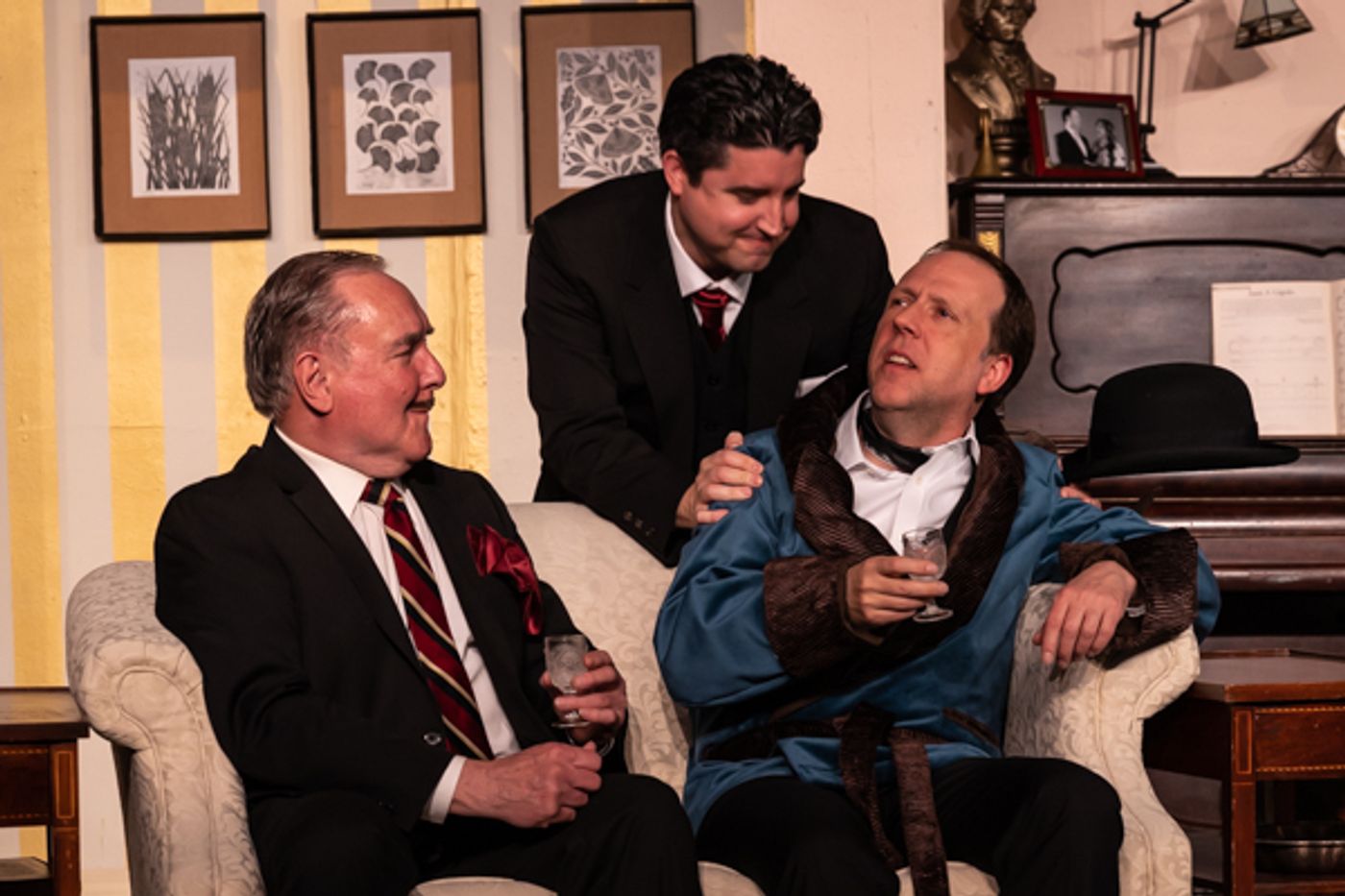 Photos: First look at Curtain Players' PRESENT LAUGHTER Photos: First look at Curtain Players' PRESENT LAUGHTER Image