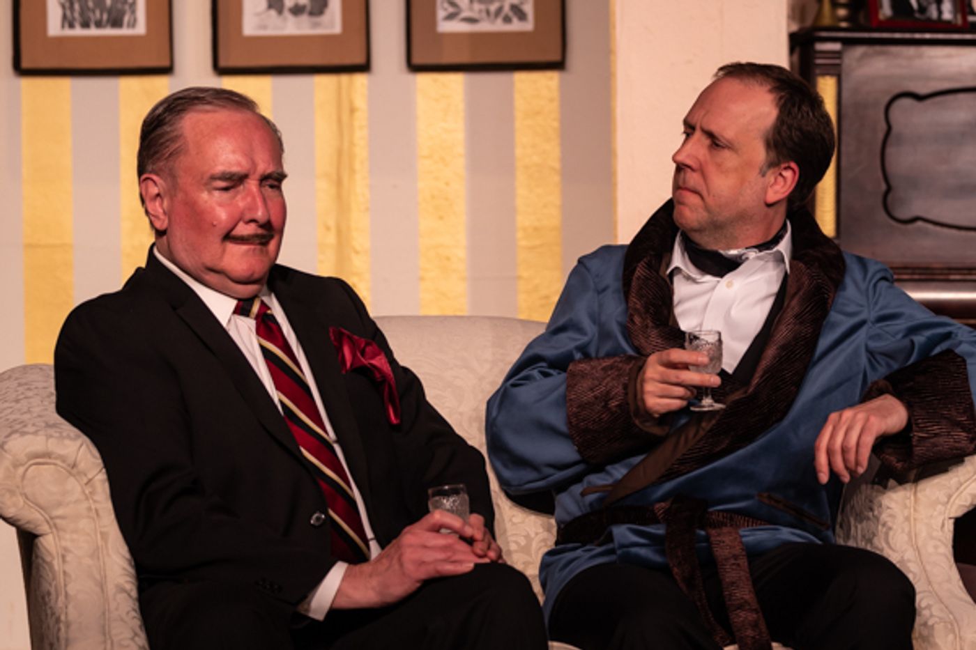 Photos: First look at Curtain Players' PRESENT LAUGHTER Photos: First look at Curtain Players' PRESENT LAUGHTER Image