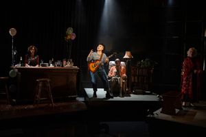 Courtney Rackley, Blair Medina Baldwin, Delissa Reynolds and Lisa Harrow Photo