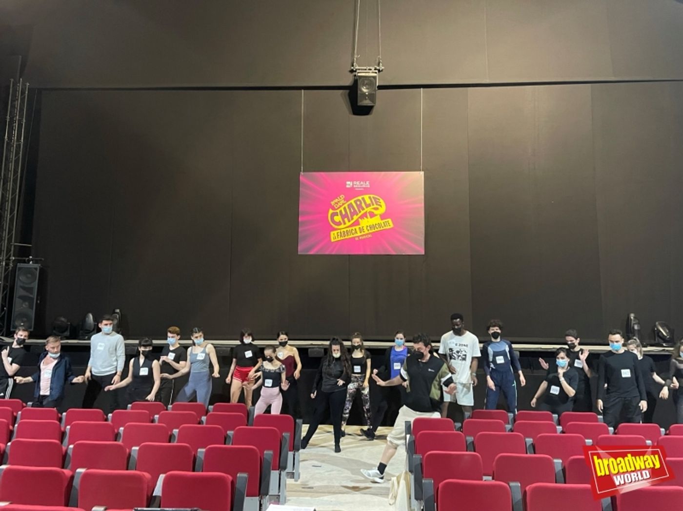 Asistimos a las audiciones de CHARLIE Y LA FÁBRICA DE CHOCOLATE  Image