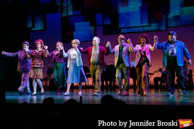 The cast of MR. SATURDAY NIGHT Photo