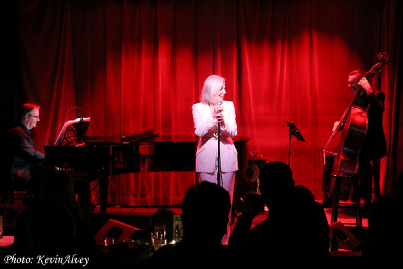 Photos: Karen Mason Razzle Dazzles At Birdland  Image