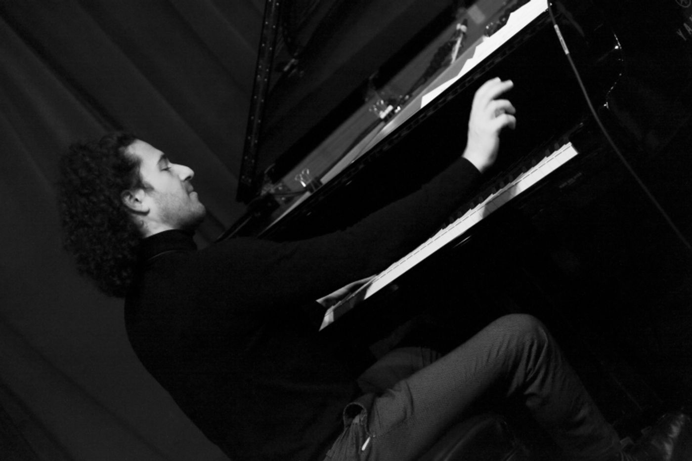 Review: Emmet Cohen's EMMET'S PLACE at Birdland Thrillingly Justifies Jazz Review: Emmet Cohen's EMMET'S PLACE at Birdland Thrillingly Justifies Jazz Image