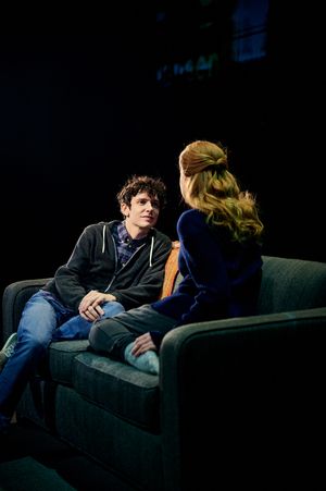 Ben Levi Ross, Jessica Phillips Photo